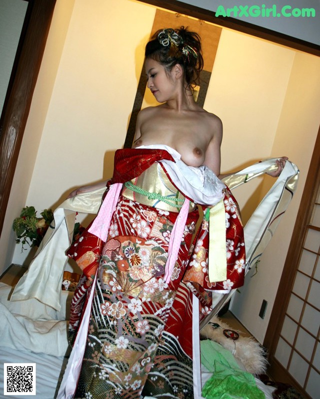 Kimono Urara - Session Top Model No.6d11ad