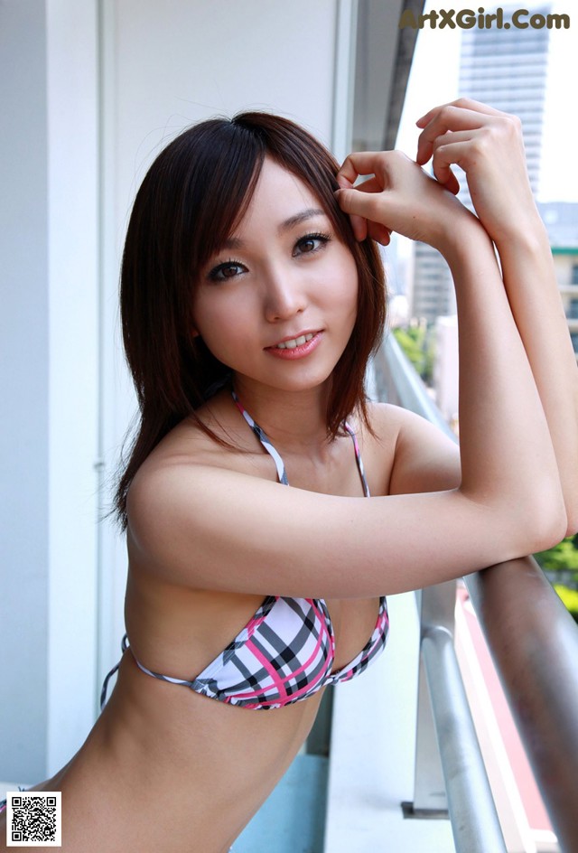 Risa Yoshiki - Chickies Hit Fuck No.92d78f